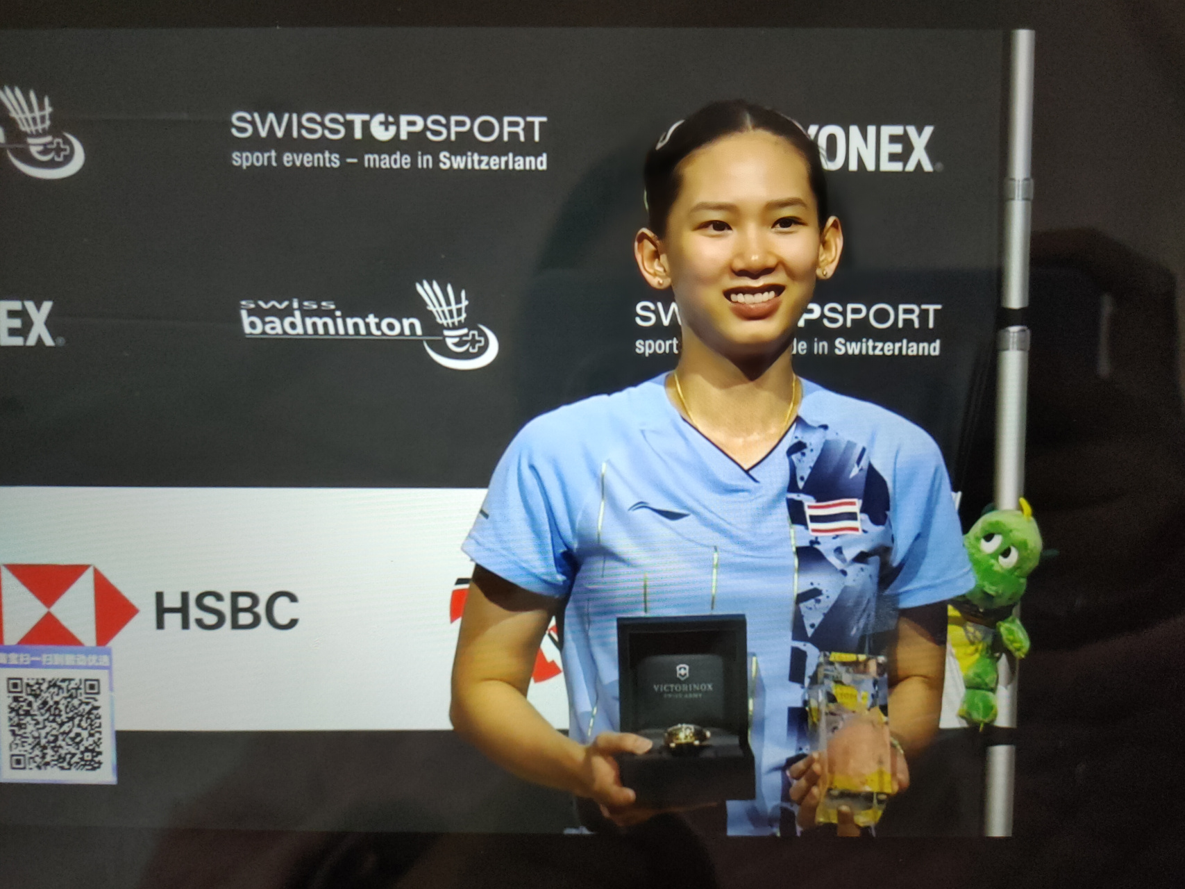 竞氛围中识 竞氛围中识